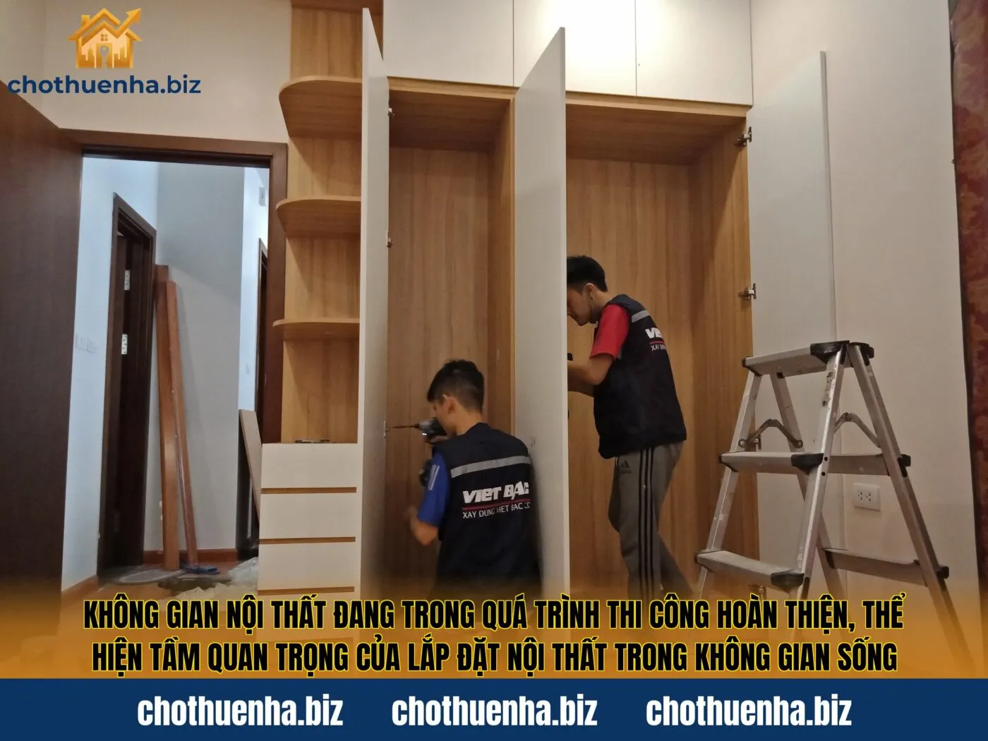 Không gian nội thất đang trong quá trình thi công hoàn thiện, thể hiện tầm quan trọng của lắp đặt nội thất trong không gian sống